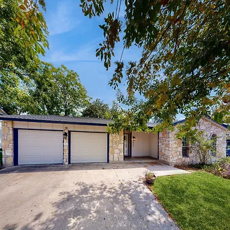 Modern Southside Escape Villa